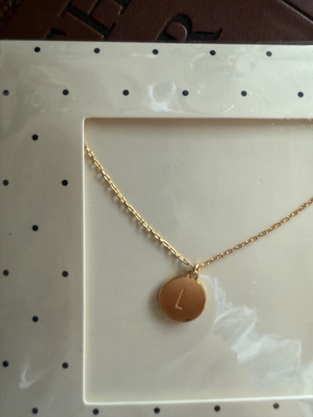 BRAND NEW- KATE SPADE L necklace (new in packaging) - Picture 2 of 3